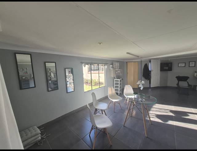 4 BEDROOM HOUSE TO LET IN VANDERBIJLPARK SW 5